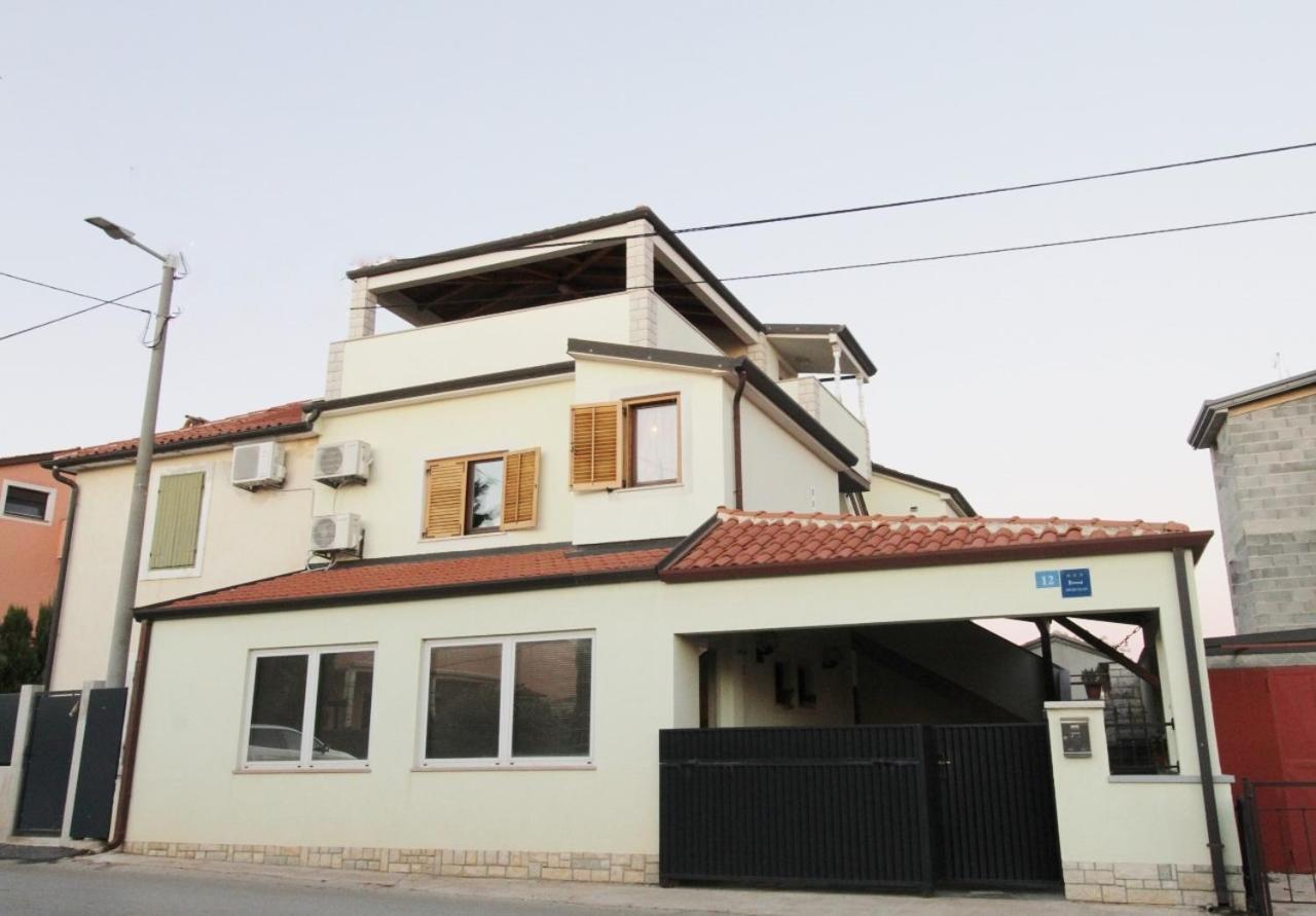 Apartments Zambratija With Sea View Exterior photo