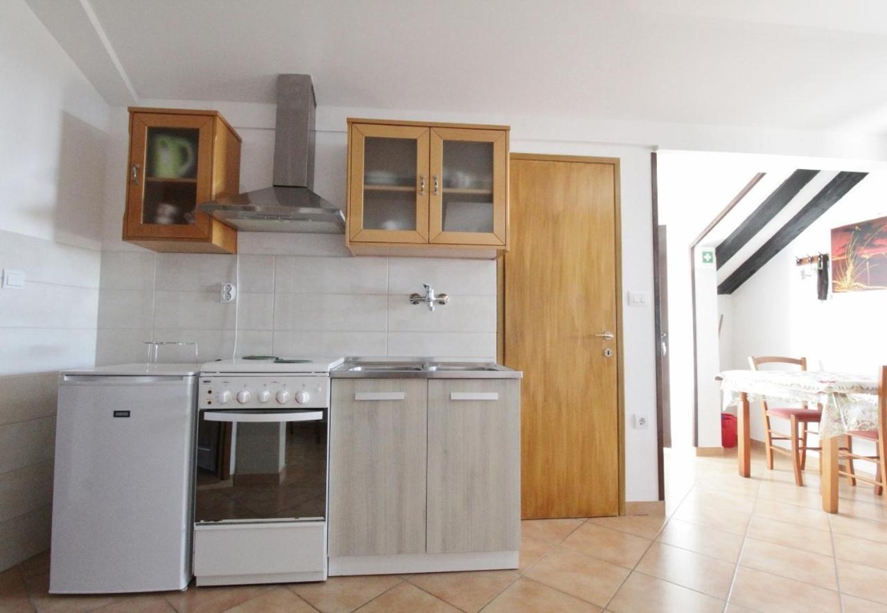 Apartments Zambratija With Sea View Exterior photo