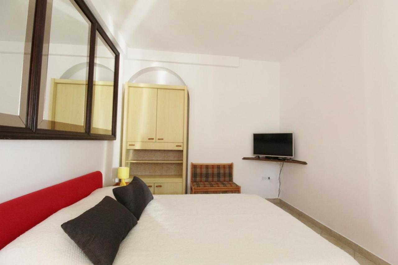 Apartments Zambratija With Sea View Exterior photo
